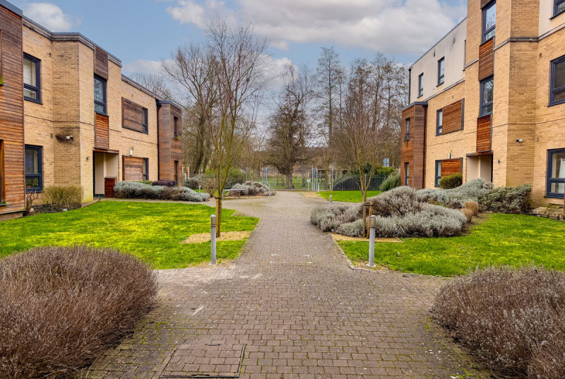 Park Square, Huntingdon7