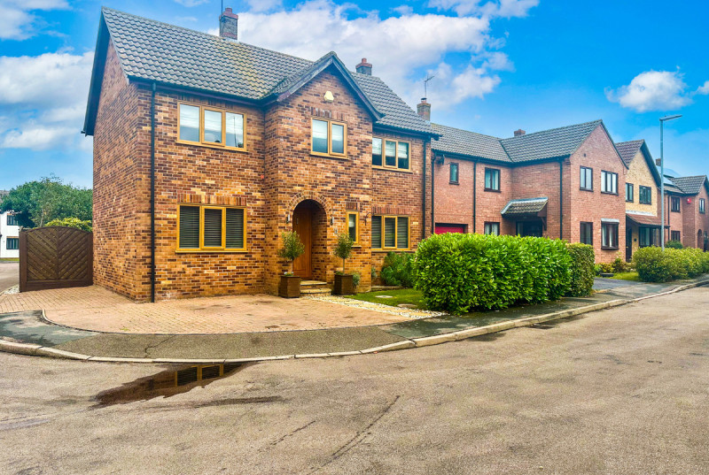 Field Close, Warboys1