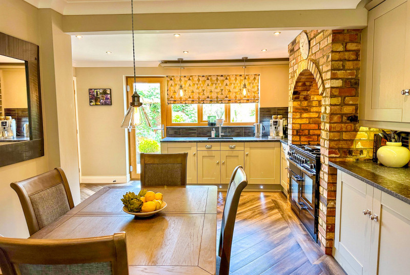 Field Close, Warboys