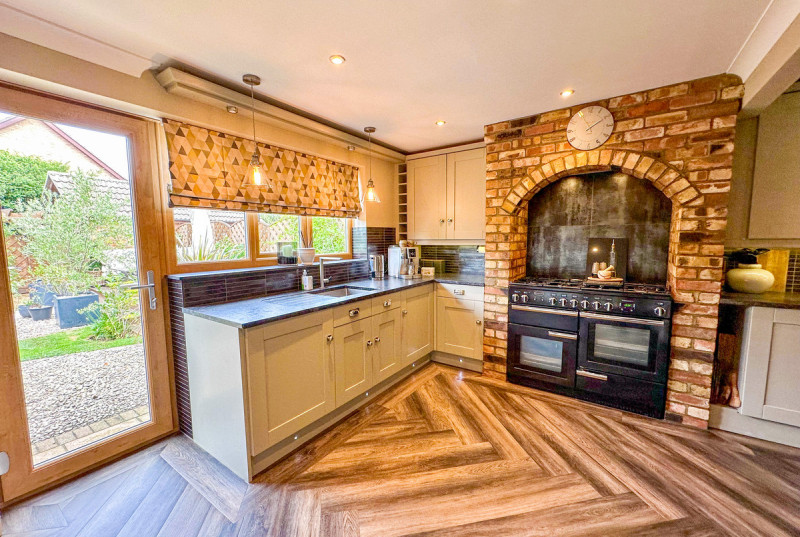 Field Close, Warboys13