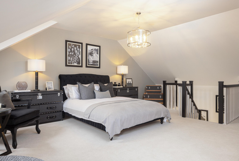 Hayfield Lodge, New Road, Over18