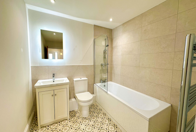 Rose Gardens, Manea28
