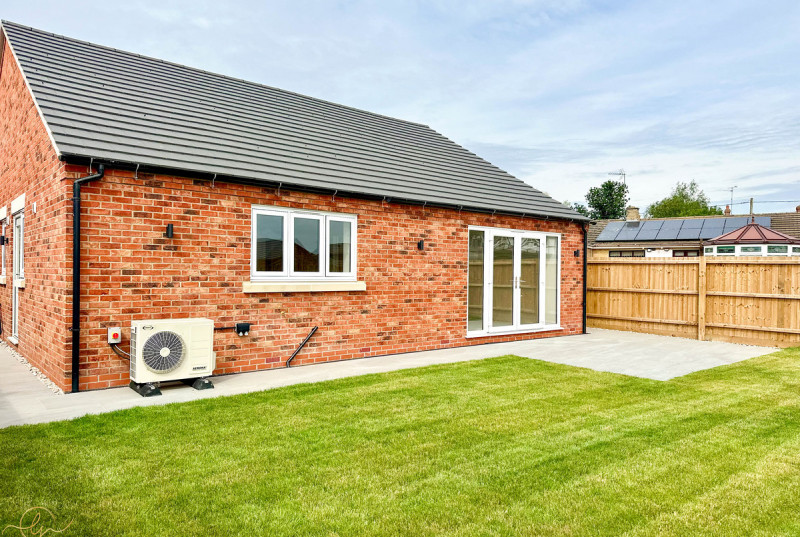 Rose Gardens, Manea30