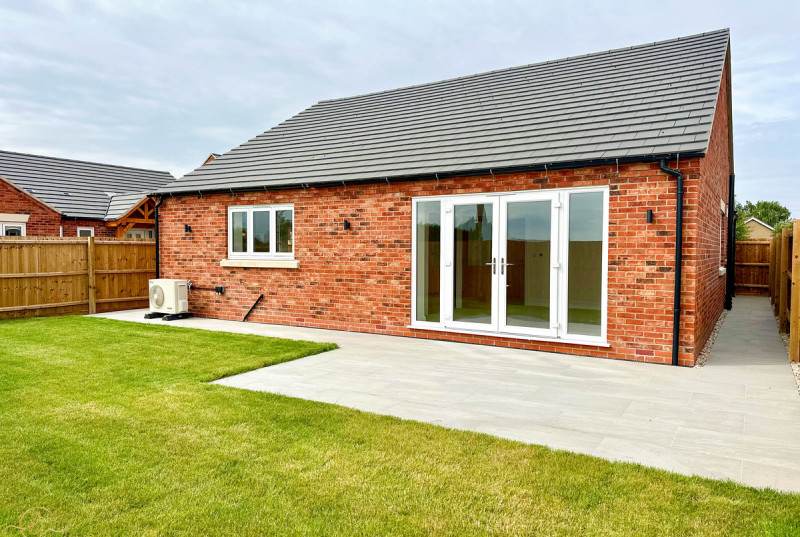 Rose Gardens, Manea31
