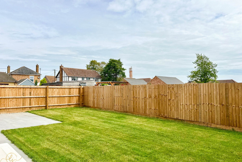 Rose Gardens, Manea35