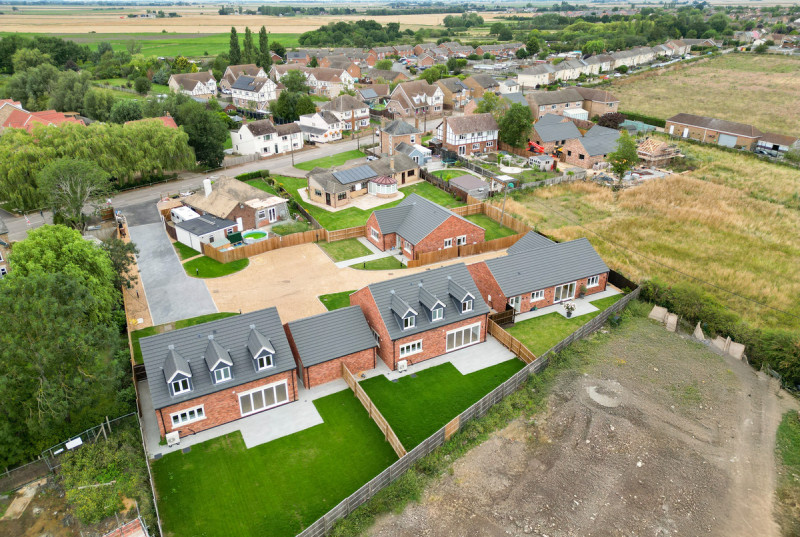 Rose Gardens, Manea36