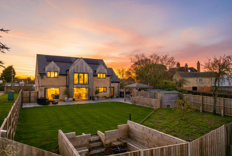 Oldhurst Road, Pidley1