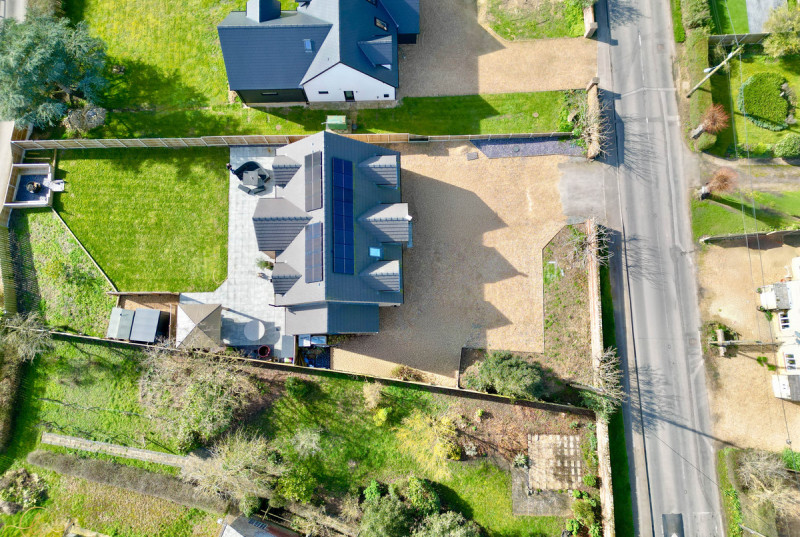 Oldhurst Road, Pidley