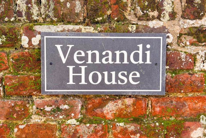 Oldhurst Road, Pidley