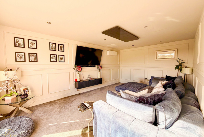 Oldhurst Road, Pidley19