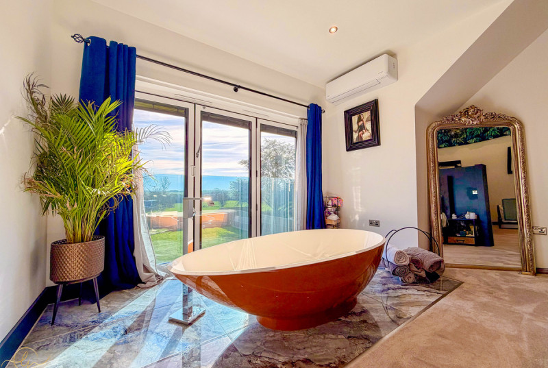 Oldhurst Road, Pidley25