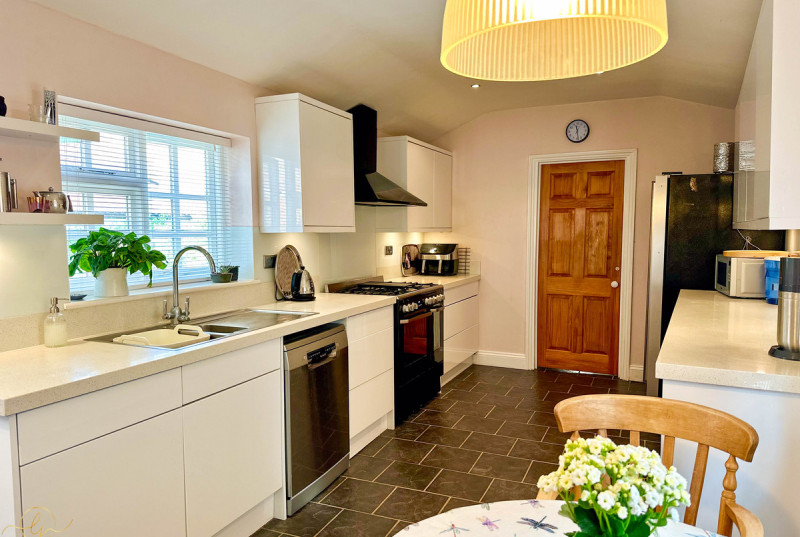 Church Street, Willingham24