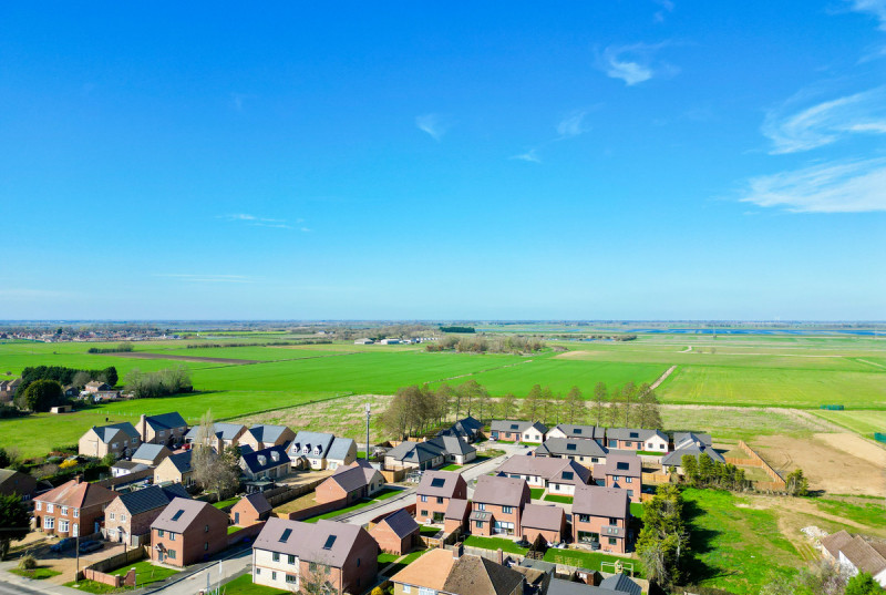 Poplar Gardens, Eastrea19