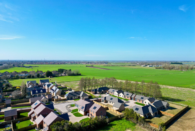 Poplar Gardens, Eastrea21