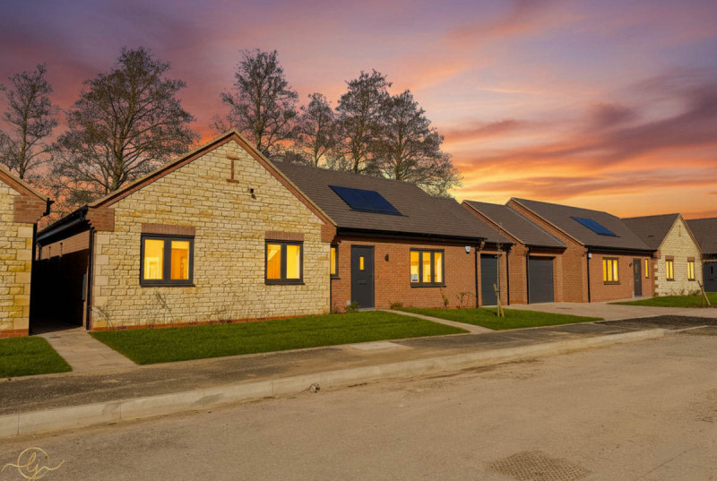 Poplar Gardens, Eastrea1