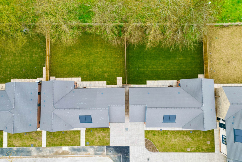 Poplar Gardens, Eastrea