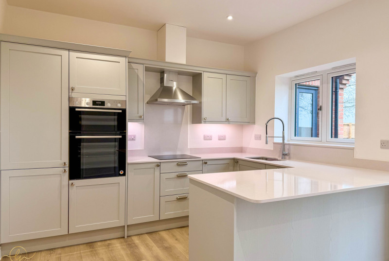 Poplar Gardens, Eastrea9