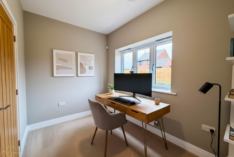 Poplar Gardens, Eastrea18