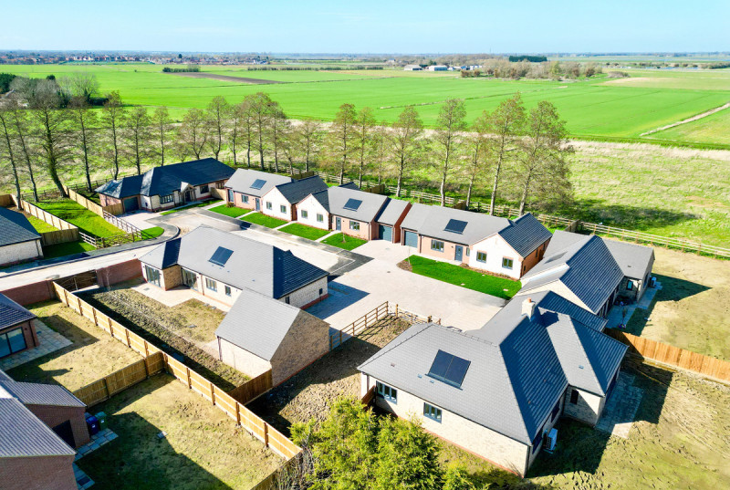 Poplar Gardens, Eastrea19