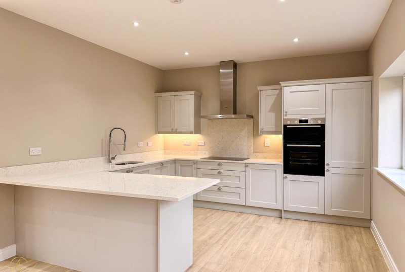 Poplar Gardens, Eastrea6