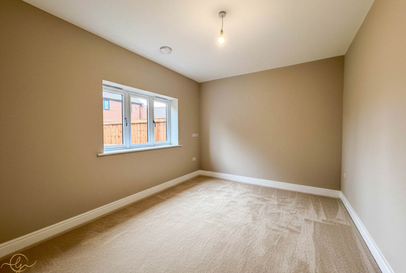 Poplar Gardens, Eastrea17