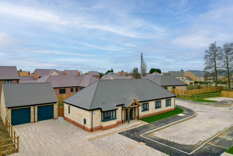 Poplar Gardens, Eastrea20