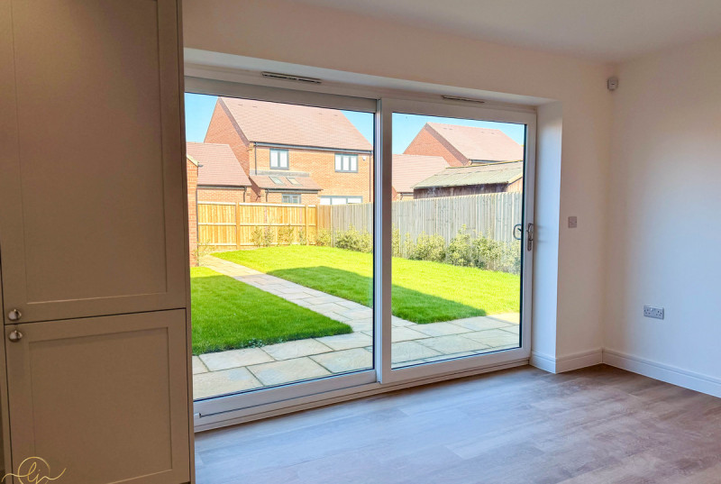 Poplar Gardens, Eastrea9