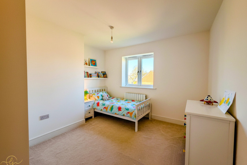 Poplar Gardens, Eastrea14