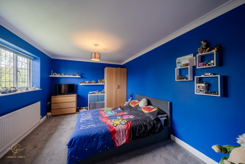Manor Close, Huntingdon31