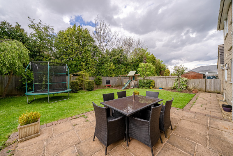 Manor Close, Huntingdon39