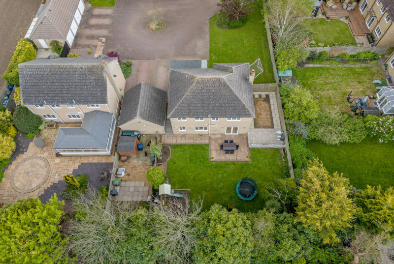 Manor Close, Huntingdon43