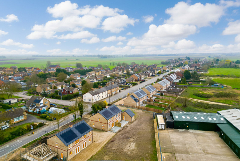 Oilmills Road, Ramsey Mereside5