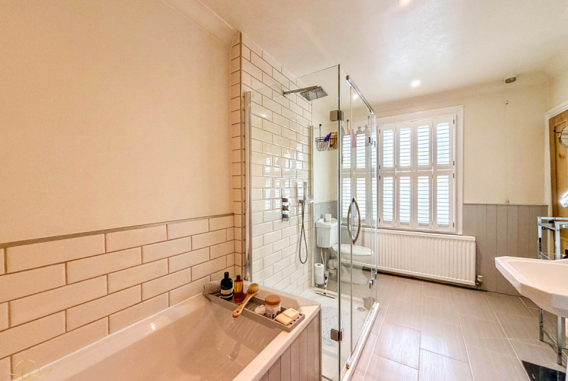 High Street, Ramsey33