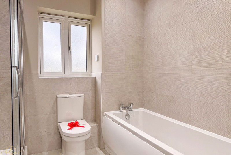 Poplar Gardens, Eastrea28