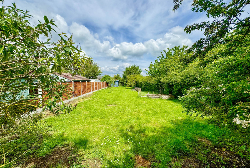 Orchard Row, Church Road, Grafham29