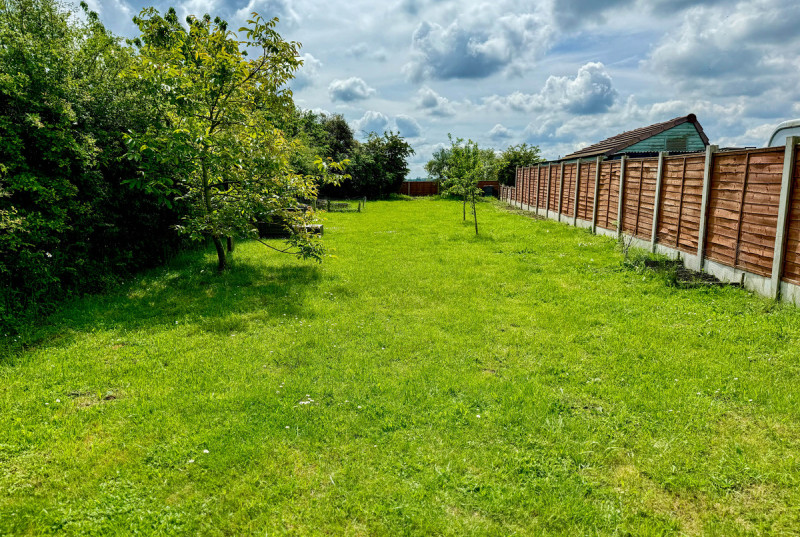 Orchard Row, Church Road, Grafham32
