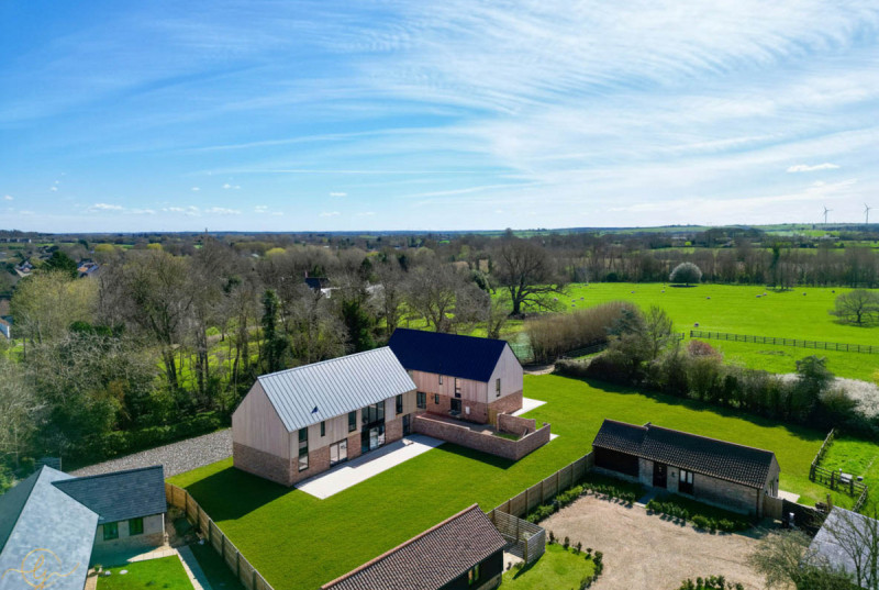 Thorns Barn, Hamerton Road, Alconbury Weston