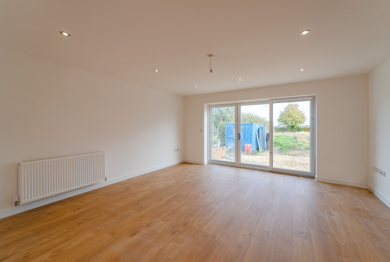 Uggmere Court Road, Ramsey Heights