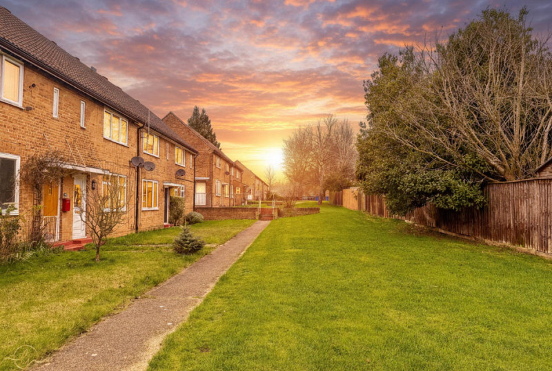 Lancaster Road, Upwood5