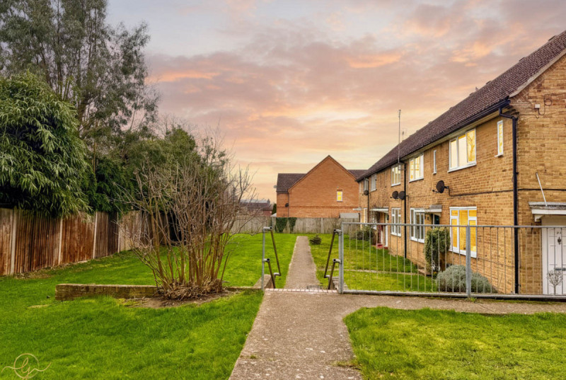 Lancaster Road, Upwood6