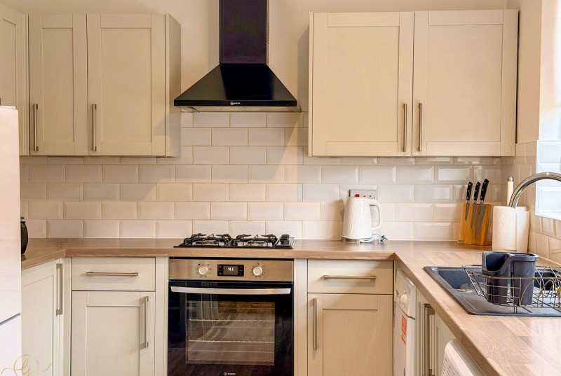 Lancaster Road, Upwood15