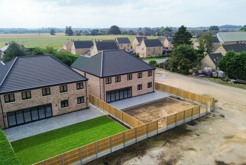 Coates Road, Eastrea35