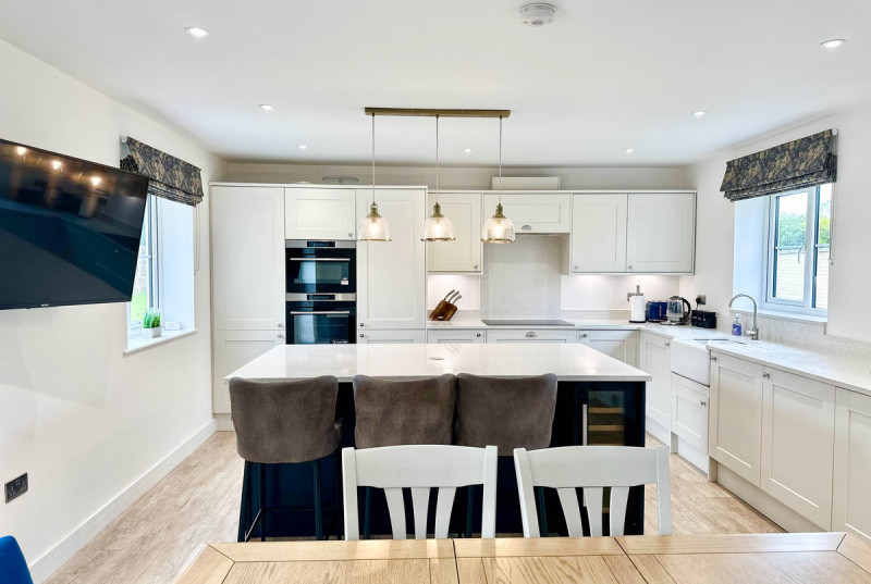 The Old Stables, Alconbury Weston23