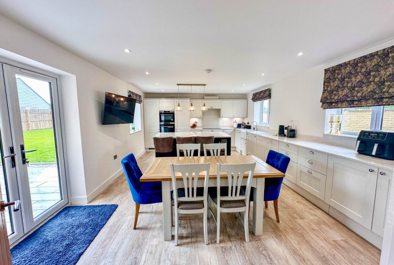 The Old Stables, Alconbury Weston26