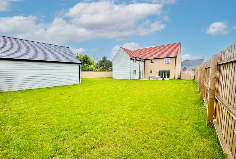 The Old Stables, Alconbury Weston47