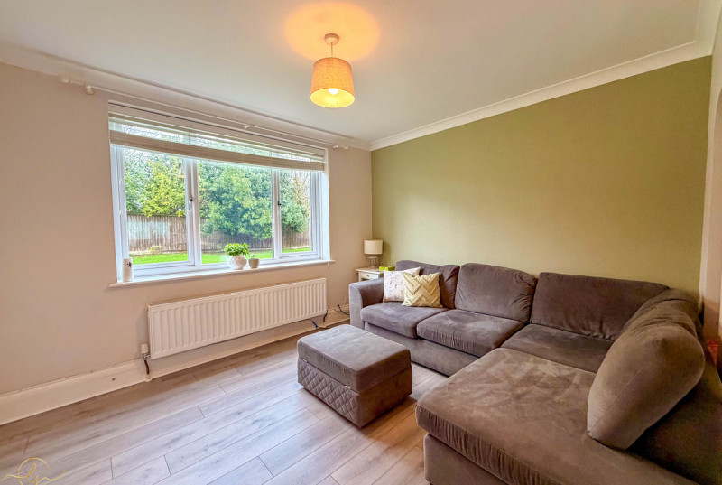 Lancaster Road, Upwood9