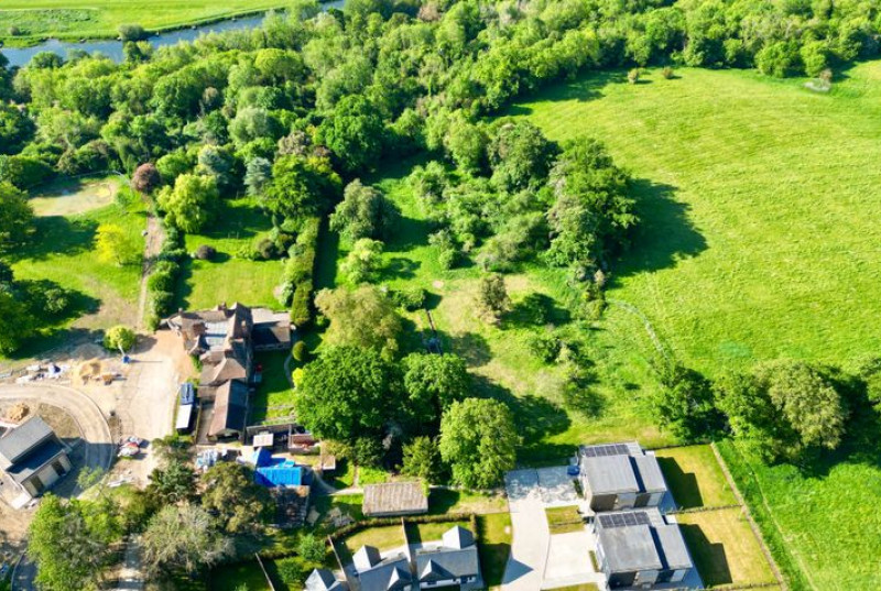 Houghton Road, St. Ives, PE2742