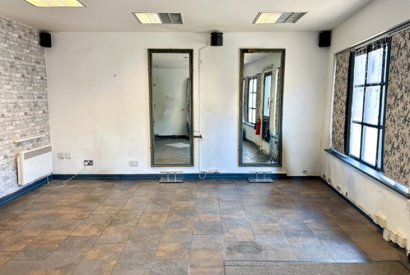 The Broadway, St. Ives, PE2711