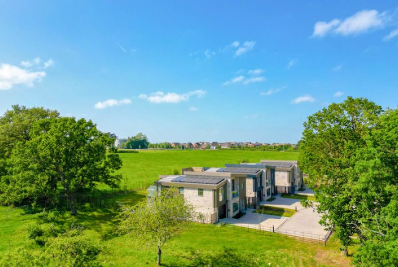 Houghton Road, St. Ives, PE2728