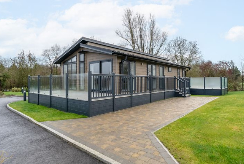 Cambridge Country Club, Toft Road, CB23